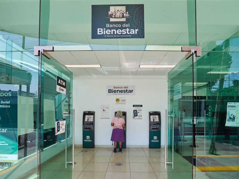 Pensión Bienestar, Mujeres y Discapacidad 2026: ¿Qué letras y apellidos cobran HOY Jueves 7 de Mayo?