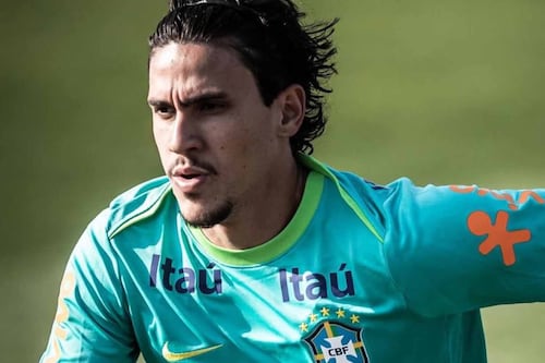 Goleador de Brasil se rompió ligamentos entrenando para las Eliminatorias Conmebol