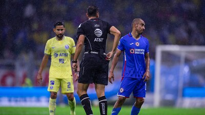 Baca dejó a Cruz Azul en desventaja en el primer tiempo
