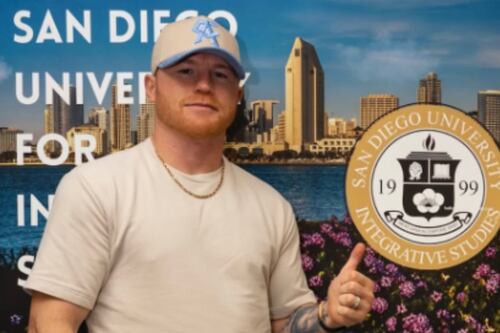 ‘Nunca es tarde’: Canelo Álvarez entró a la UNIVERSIDAD y presumió su primer día de clases (FOTOS)