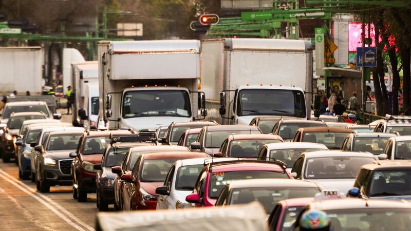 ¿Tienes multas de tránsito en CDMX? Consigue hasta 90% de descuento; conoce requisitos y fecha límite