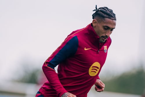 FC Barcelona designa a Raphinha como primer capitán tras lesión de Frenkie de Jong