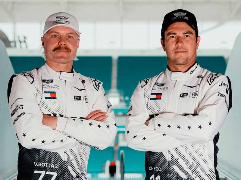 ‘Le robaron el coche hoy’; Checo Pérez revela que a Valtteri Bottas ‘le dieron baje’ en Miami