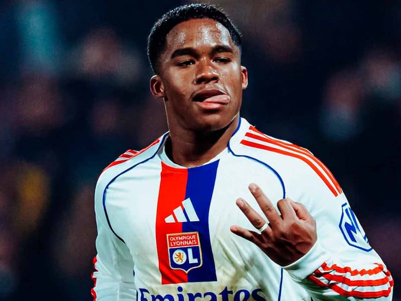 Endrick está imparable; el Real Madrid lo cedió y metió Hat-Trick con el Lyon