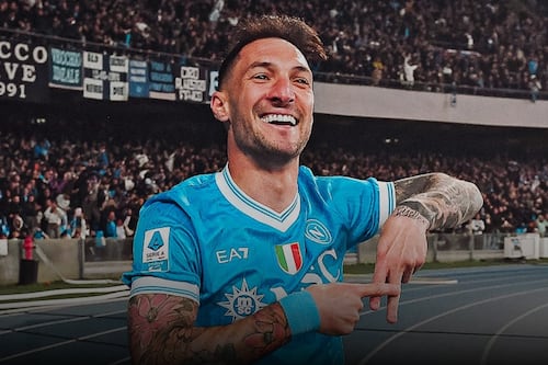 ¡Santi Gimenez vio minutos! Milan cayó ante Napoli y pierde gas en la lucha por la Serie A