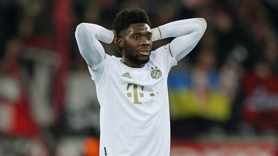 El lateral canadiense aseguró que su vida es muy aburrida fuera de las canchas.