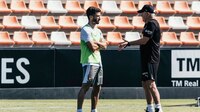 ‘Hay calidad para no estar sufriendo’: Javier Aguirre confía en levantar al Valencia en LaLiga