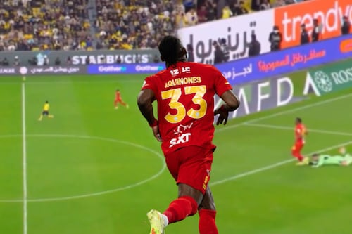 Julián Quiñones aprovechó REGALITO y derrotaron al Al-Nassr de Cristiano Ronaldo, quien llegó a 958 goles
