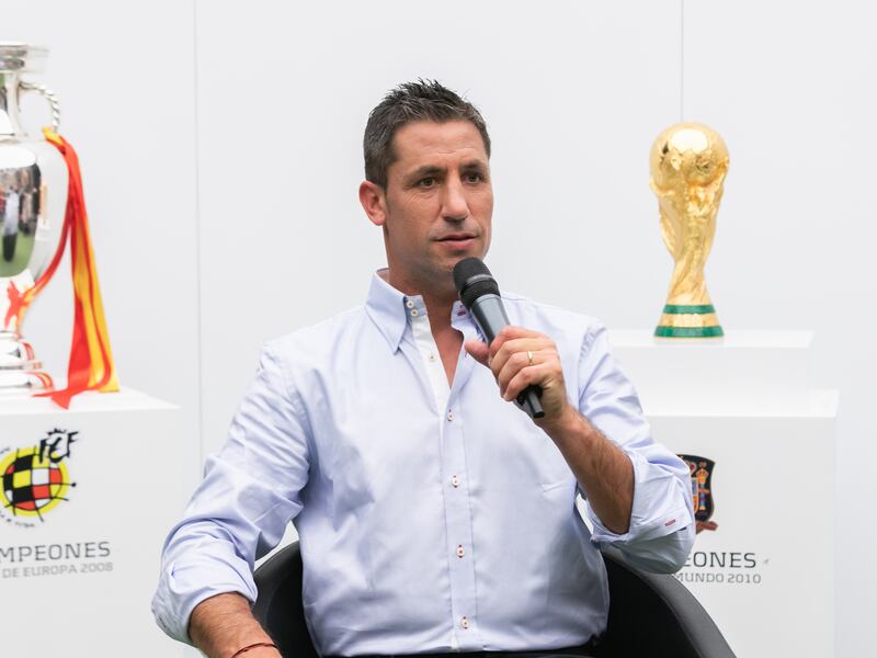 Campeon del mundo con España en 2010 establecerá proyecto educativo-futbolístico en México