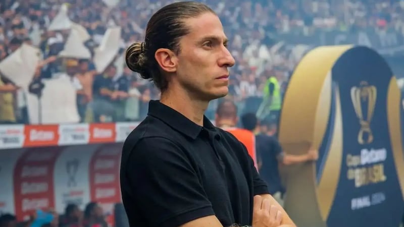 Flamengo DESPIDE a Filipe Luis tras TRIUNFO de 8-0 y ganar la Libertadores en 2025; ¿por qué?