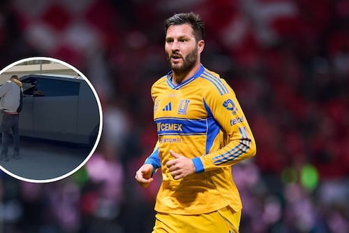 Gignac acudió a entrenamiento opcional de Tigres y atendió a fan que le pidió una foto (VIDEO)