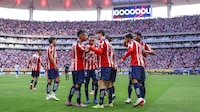 Hormiga González y Chicharito dan triunfo a Chivas sobre Monterrey; llegarán enrachados a la liguilla