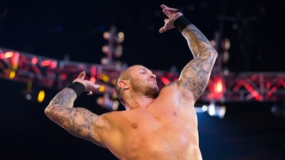 Randy Orton tiene el récord de único superviviente de su equipo con 3 ediciones