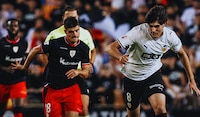 Vasco Aguirre DEBUTA en Mestalla, pero Valencia NO SALE de zona de DESCENSO tras empate vs Athletic