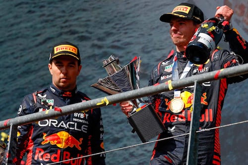 Checo Pérez: ‘En la primera reunión Horner me dijo: ‘Hay 2 autos porque nos obligan, pero todo es de Max’’