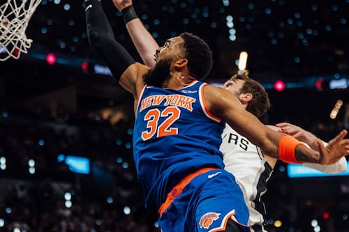 ¡Falló Wembanyama y Knicks derrotan a Spurs! Nueva York se pone 2-0 en las Finales de NBA
