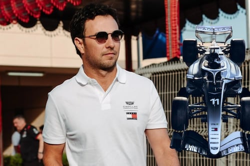 Checo Pérez terminó 2.5 segundos abajo de los líderes: Así le fue a Cadillac en el día de test