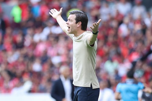 Esteban Solari desaprueba la roja a Carrasquilla: ‘Le pedí al árbitro que el VAR lo confirmara’