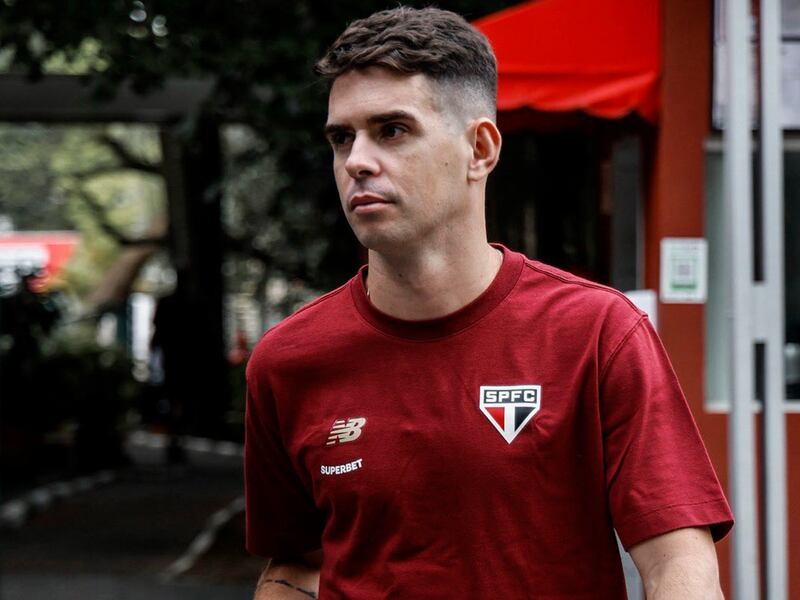 Brasileño Oscar puso fin a su carrera profesional tras presentar problemas cardíacos con Sao Paulo