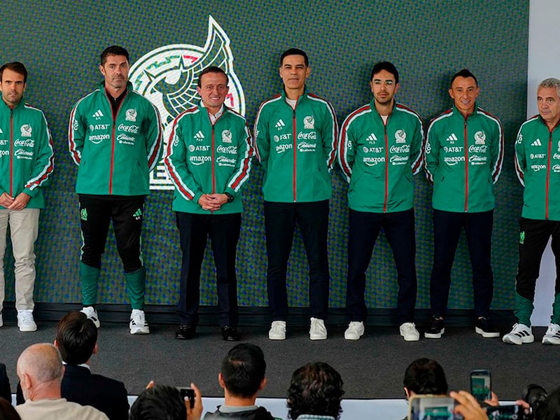 ¡Ni un mes duró! Cuerpo técnico de Rafael Márquez en Selección perdió a su primer integrante