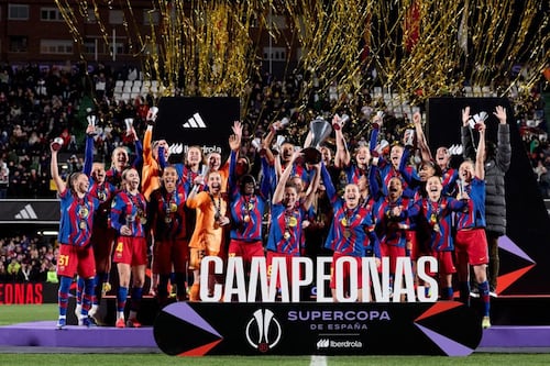 ¡Barcelona le repitió la dosis al Real Madrid! Se impuso 2-0 para quedarse con la Supercopa Femenina