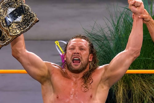 Kenny Omega conquista el Campeonato Mundial de AEW; MJF pierde el título en Beach Break