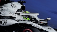 GP de Singapur: Checo Pérez batalló para terminar en el puesto 17 y Verstappen se llevó la victoria