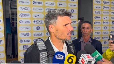 El DT de América aseguró que recibió insultos contra de su madre.