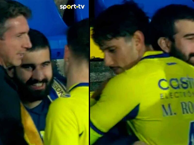 ¡Porra de un aficionado! Jugadores del Arouca portugués fueron a abrazar a su único fan (VIDEO)