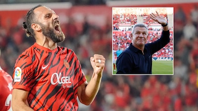 Vedat Muriqi y Javier Aguirre llevan una gran relación en el Mallorca.