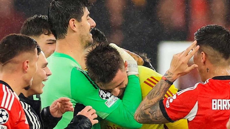 Thibaut Courtois felicitó a portero Trubin del Benfica por meterle gol en Champions (VIDEO)