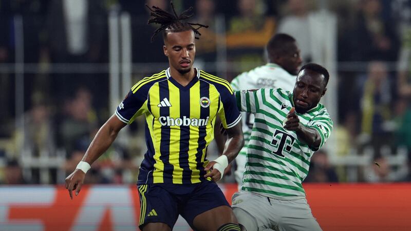 Fenerbahçe de Edson Álvarez RESCATA empate ante Ferencváros, pero sigue FUERA de Octavos en Europa League