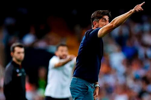 Afición del Real Oviedo EXPLOTÓ por cese de Veljko Paunovic: ‘Es incomprensible que hagan esto’