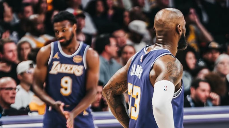 LeBron James y Bronny James hacen historia en la NBA: Firman primera asistencia padre-hijo