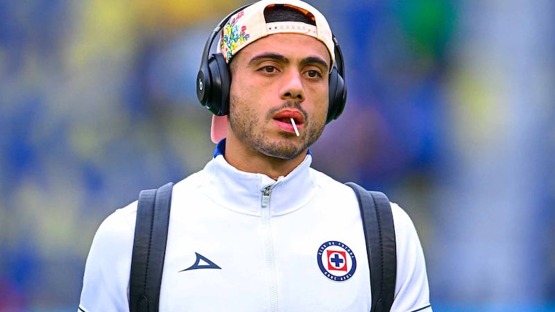 Giakoumakis anota en Europa League; ex de Cruz Azul le hizo gol al Lyon en Francia