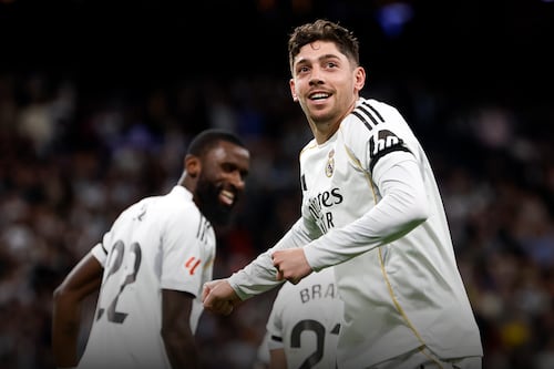 GOLAZO kilométrico de Güler DEFINE PALIZA de Real Madrid vs. Elche, con Valverde EN MODO DIOS