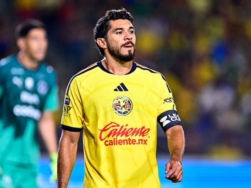 Henry Martín revela que le contó a Carlos Álvarez de los Clásicos: ‘Le dije que en México se paraliza todo’