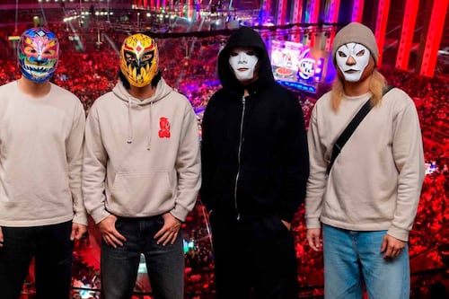 ¿Qué máscaras utilizaron los integrantes de BTS en su visita a la Arena México?