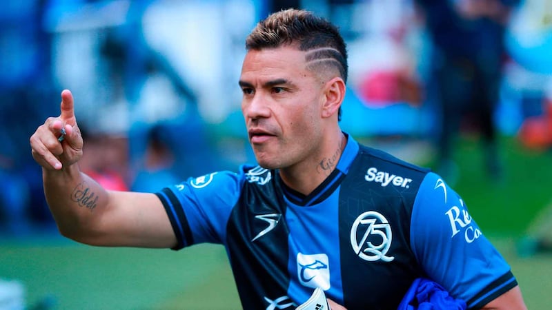 Pablo Barrera debuta en torneo de ‘talacha’ y es campeón con su equipo, ganando 2 millones