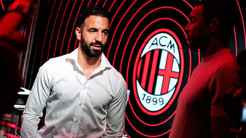 Ruben Amorim mete presión a Santi Gimenez y delanteros del Milan: ‘Hay que marcar más goles’