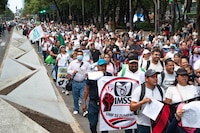 Trabajadores del IMSS anuncian nueva marcha antes de NOVIEMBRE; ¿cuándo es y dónde estará bloqueado?
