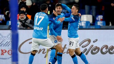 Un golazo de Gio Simeone sepultó el gran segundo tiempo que hizo la Roma en el Estadio Diego Armando Maradona.