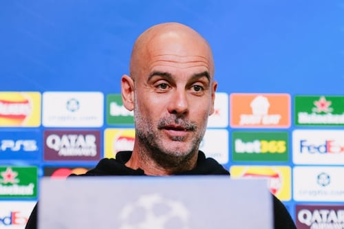 Pep Guardiola pide perdón tras encararse con camarógrafo en derrota del City ante Newcastle