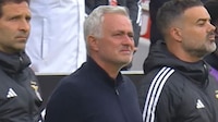 José Mourinho llora en homenaje al fallecido Silvino Louro, quien fuera su asistente (VIDEO)