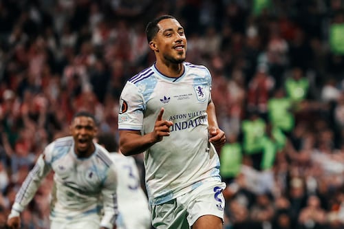 ¡Uno de tres! Aston Villa aplastó al Friburgo en la Final y se coronó campeón de la Europa League