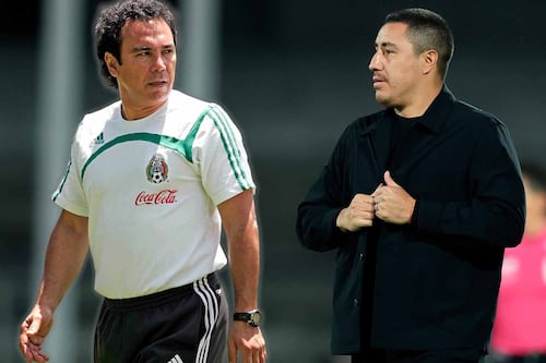Hugo Sánchez aconseja a Efraín Juárez salir de Pumas: ‘Si yo fuera él, me iría a Europa’