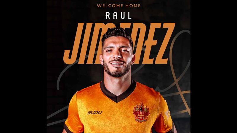 Raúl Jiménez regresa al Wolverhampton, que hace oficial el fichaje del mexicano previo al Mundial