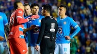 ‘¡Adonai, otro partido turbio, hijo de puta!’; desde el vestidor de Cruz Azul insultaron al árbitro tras eliminación ante América (VIDEO)