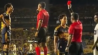 ‘¿Tiene que ganar la MLS a fuerza?’: Por este RECLAMO al árbitro Diego Lainez fue EXPULSADO (VIDEO)