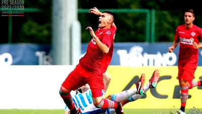 Johan Vásquez disputó 85 minutos en el triunfo ante el Spal.